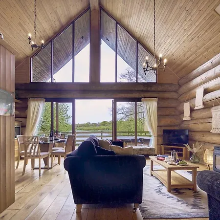 Ferienhaus Alder With Hot-tub