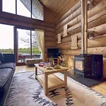 Alder With Hot-tub *