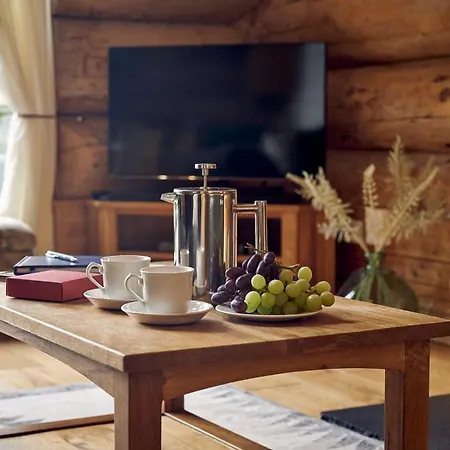 Alder With Hot-tub Carlisle (Cumbria)