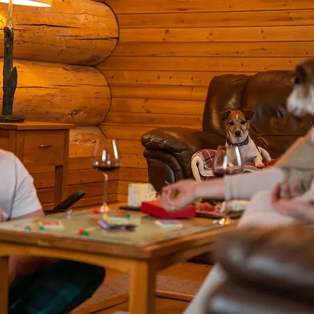 Alder With Hot-tub Casa vacanze